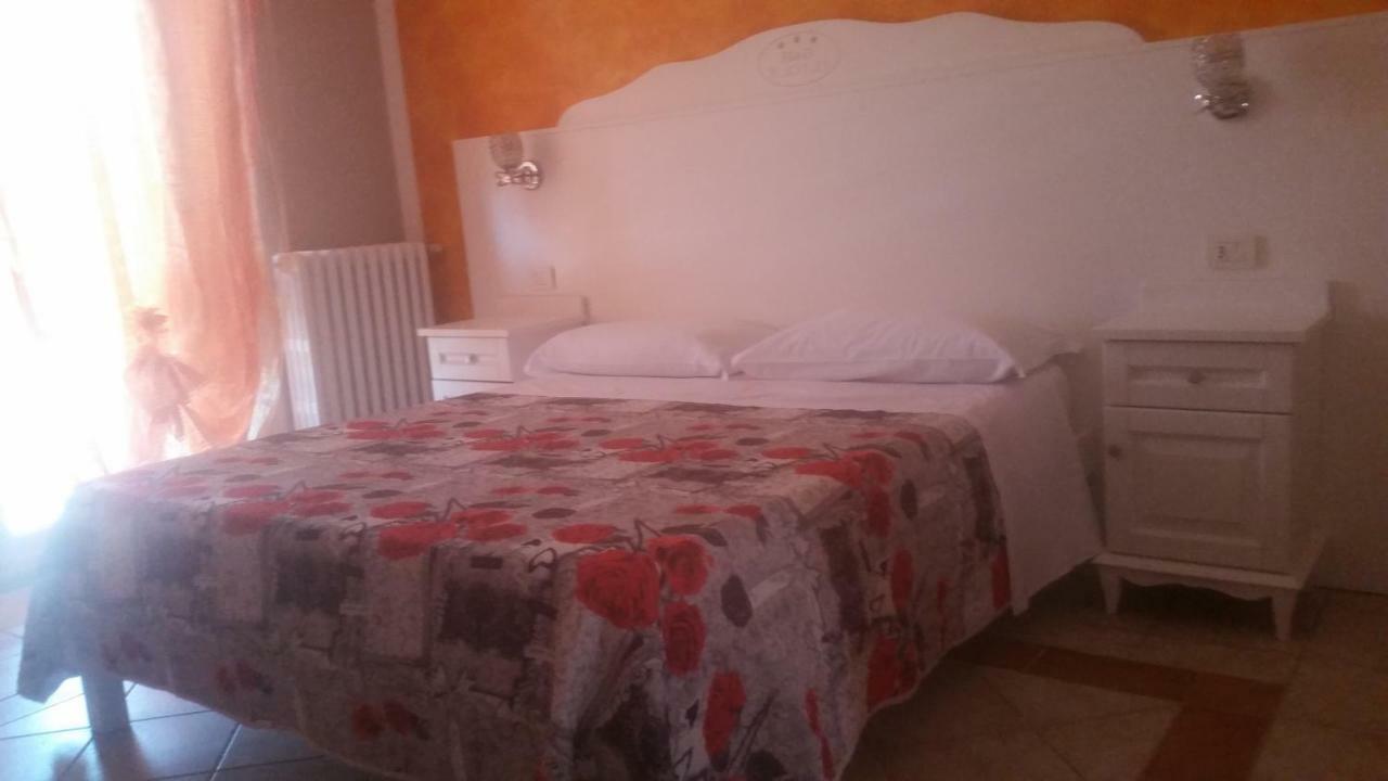 Il Rifugio Di Dante Bed & Breakfast Sinalunga Exterior photo